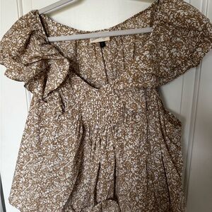 Tan & White Floral Ruffle Top